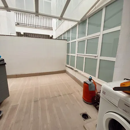 Beautiful & Cozy Apart. Pool & Parking-downtown Apartment