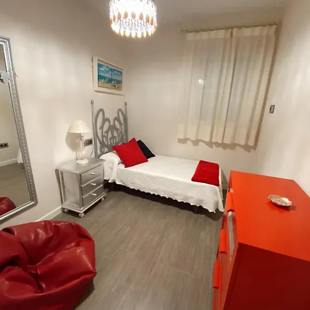 Beautiful & Cozy Apart. Pool & Parking-downtown *